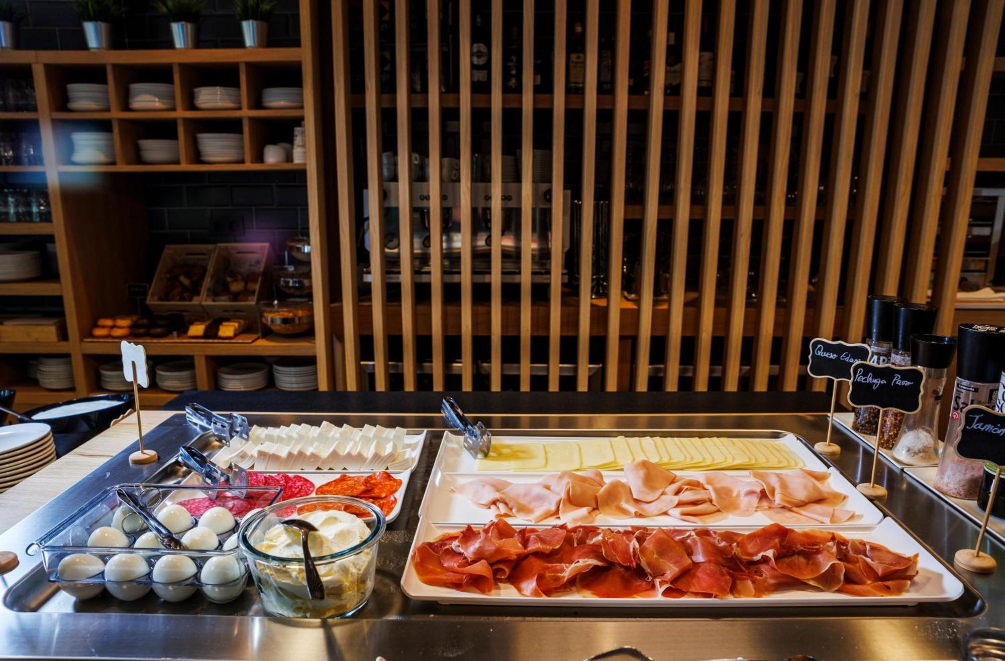 Holiday Inn Express Logrono Rioja By Ihg ภายนอก รูปภาพ