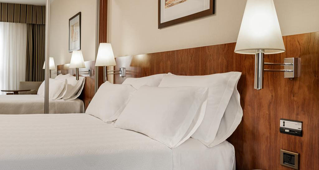 Holiday Inn Express Logrono Rioja By Ihg ภายนอก รูปภาพ
