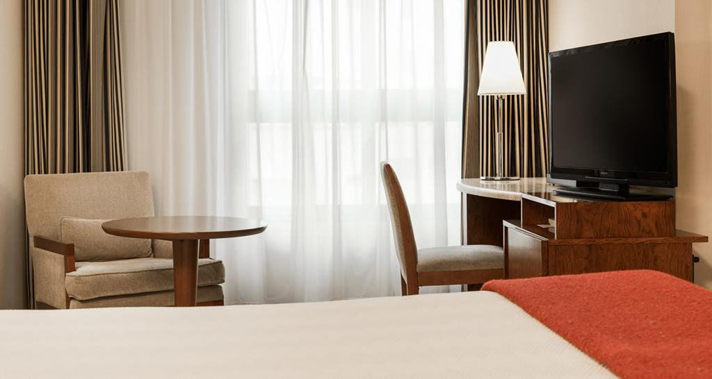 Holiday Inn Express Logrono Rioja By Ihg ภายนอก รูปภาพ